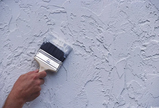 Как наносить декоративные краски: технологии и техники