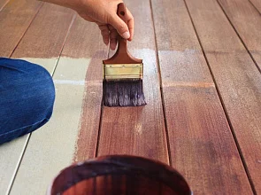 Чем покрасить деревянный пол - масла, лаки, эмали, сравнение покрытий